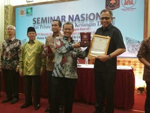 Pemerintah Aceh Terima Penghargaan 2