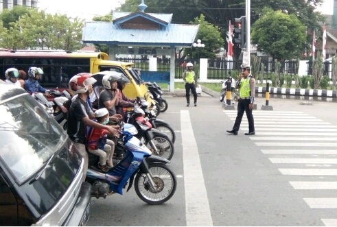 Cegah Lakalantas, Polres Lhokseumawe Laksanakan Strong Point https://spiritnews.co.id/
