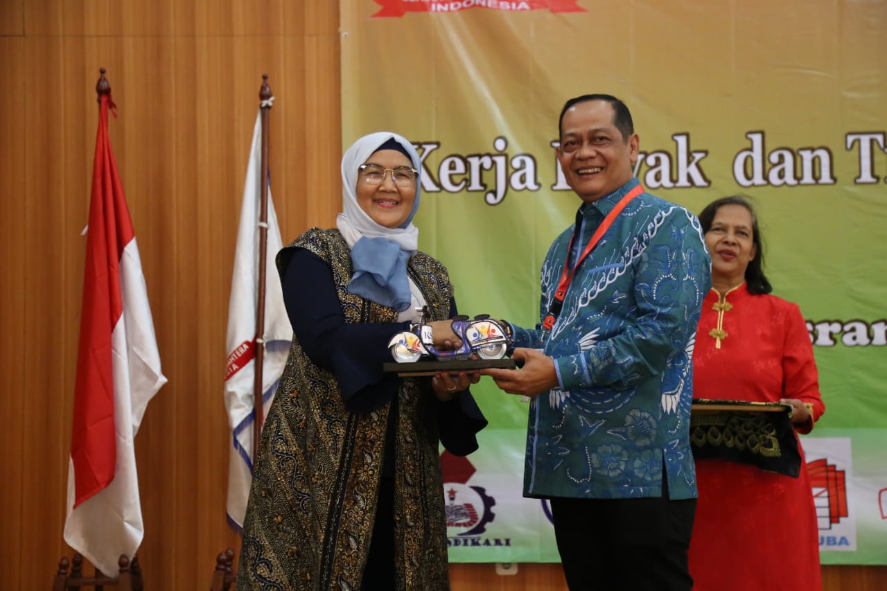 Hindari Kepentingan Kelompok, Serikat Pekerja Diminta Fokus Sejahterakan Pekerja spiritnews.co.id