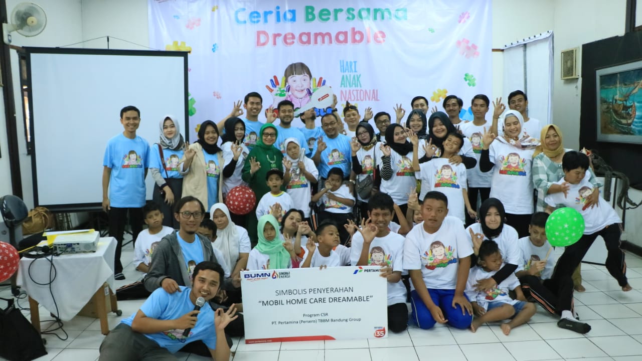 Pertamina TBBM Bandung Group Salurkan CSR ke Sekolah Dreamabel spiritnews.co.id