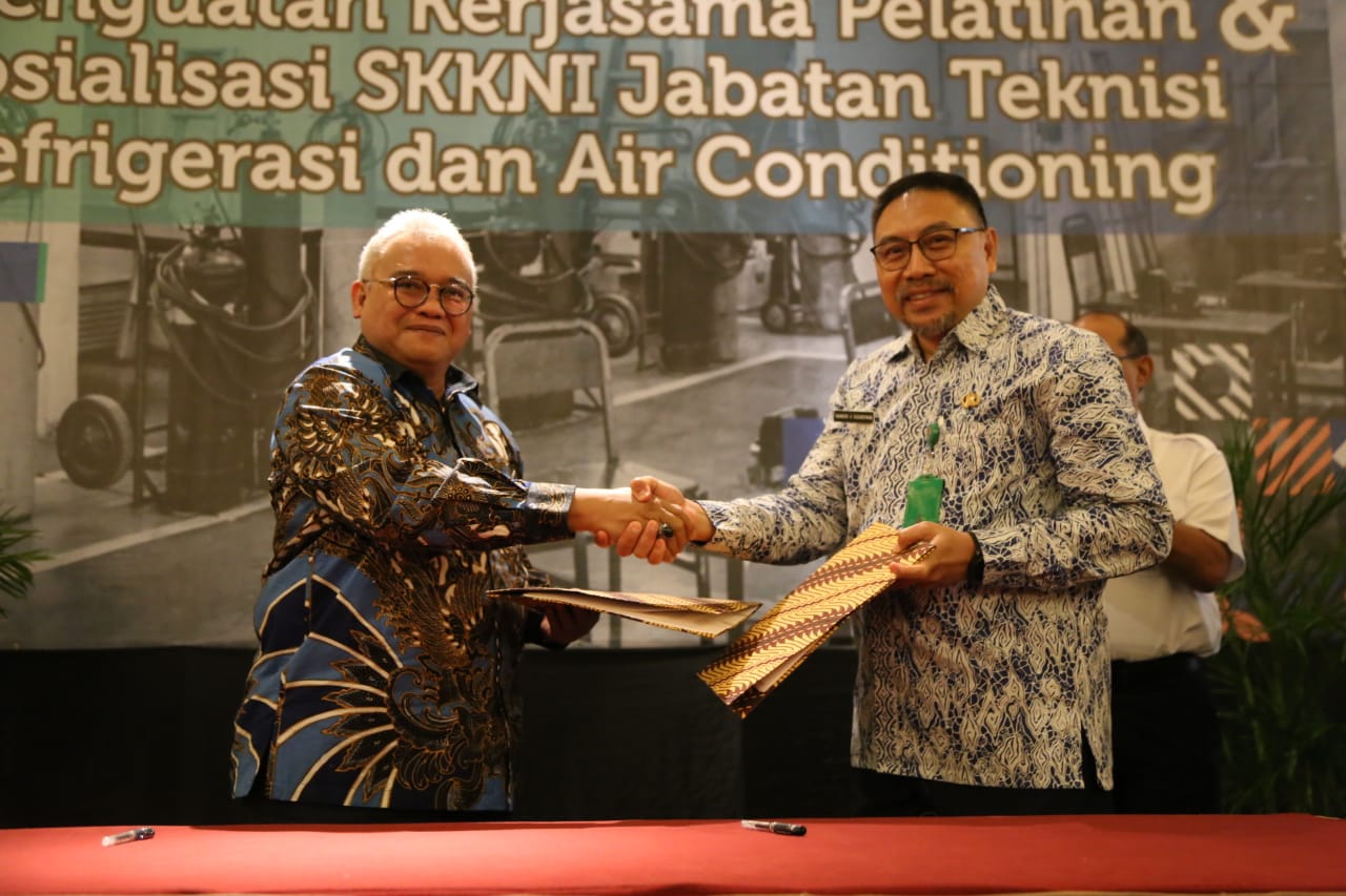 Kemnaker dan KLHK Kerja Sama Latih 100 Ribu Teknisi Refrigerasi dan AC spiritnews.co.id