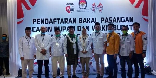 Kang Jimmy – Yusni Daftar ke KPU dengan Kesederhanaan spiritnews.co.id