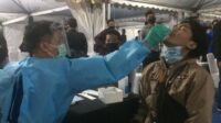 Ribuan Pemudik Dites Cepat Antigen di Pos Pengamanan Chek Point Balonggandu