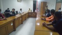 Mendapat Honor Tidak Layak, Ratusan Petugas Kebersihan Mengadu ke DPRD