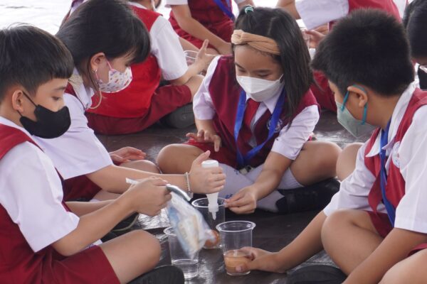 Puluhan Ribu Siswa Belajar Sains secara menyenangkan di Science Film Festival Indonesia 2023