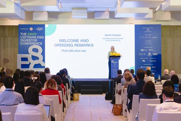 Konferensi Investor ESG Vietnam 2025 Edisi Ketiga Komitmen Pertumbuhan Berkelanjutan dan Target Nol Bersih