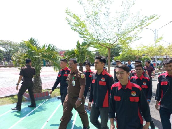 Dana Otsus Triliunan, Rakyat Aceh Masih Miskin: Alamp Aksi Desak KPK Audit Pokir DPRA