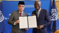 Sampaikan Pesan Presiden Prabowo, Menaker Serahkan Instrumen Asli Ratifikasi Konvensi ILO 188 ke pada Dirjen ILO